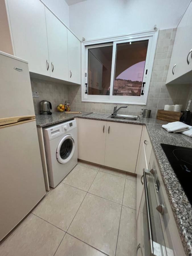 Hillview Apartment Peyia Exterior photo